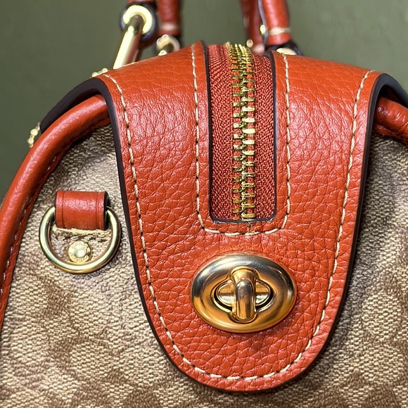 *NWOT* COACH Millie Satchel In Colorblock Signature Canvas - Picture 6 of 16